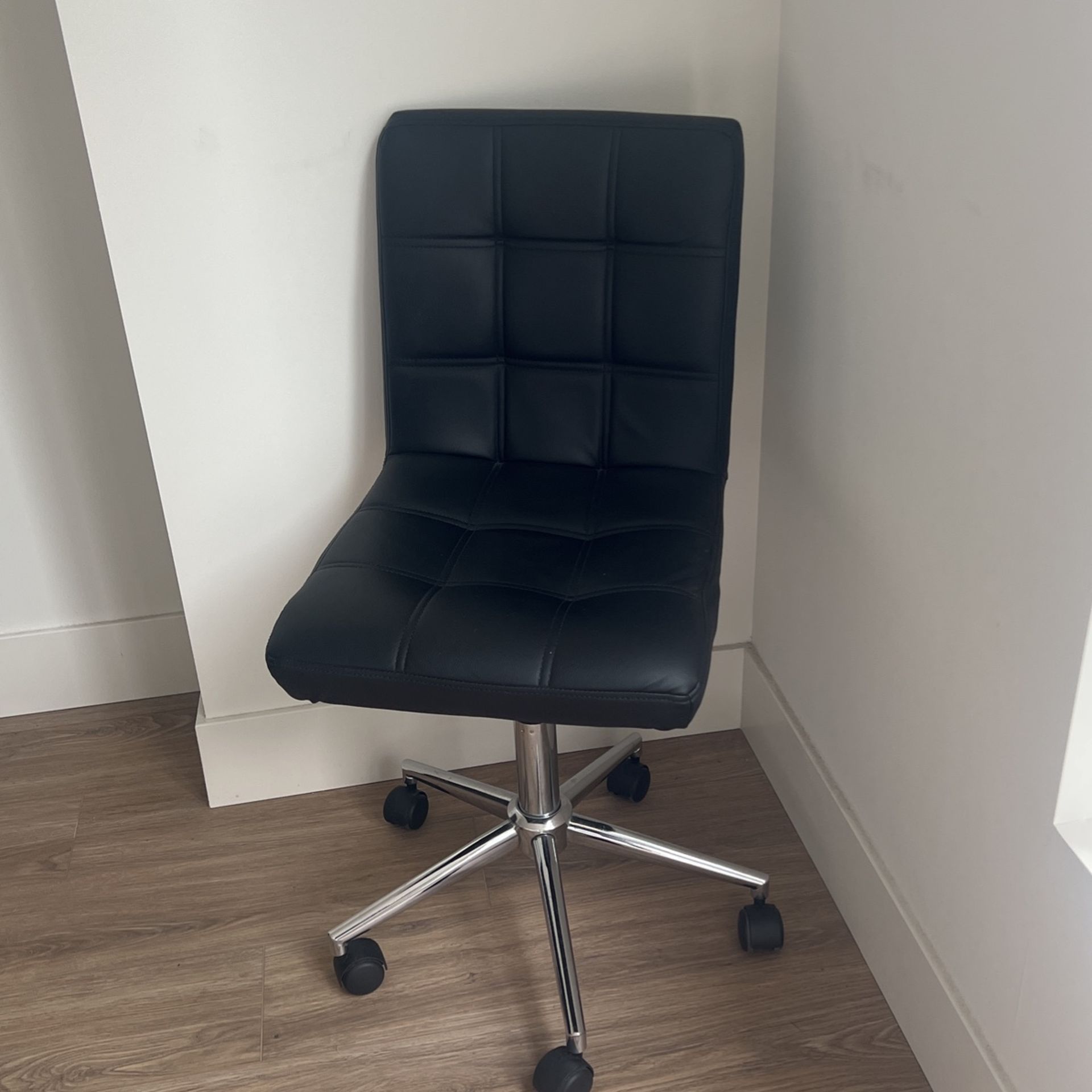 Black Leather Office Chair 