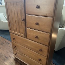 Chest of Drawers / Cabinet