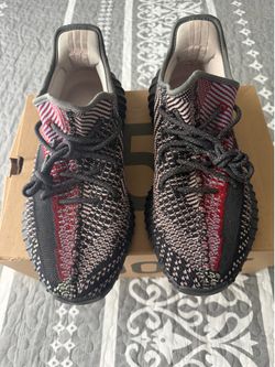 Adidas Yeezy Boost 350 V2 Sneakers