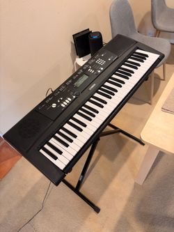 Yamaha Portable Piano Keyboard 61 keys