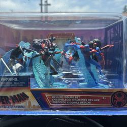 Disney Parks Spider-Man Across the Spider-Verse Deluxe 8 Figure Set NEW Marvel
