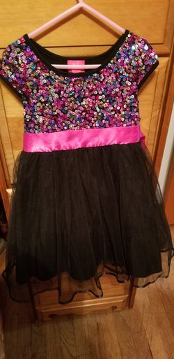 Girls dress