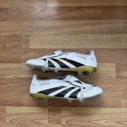 PREDATOR PRO FOLD-OVER TONGUE FIRM GROUND CLEATS size 10 mens