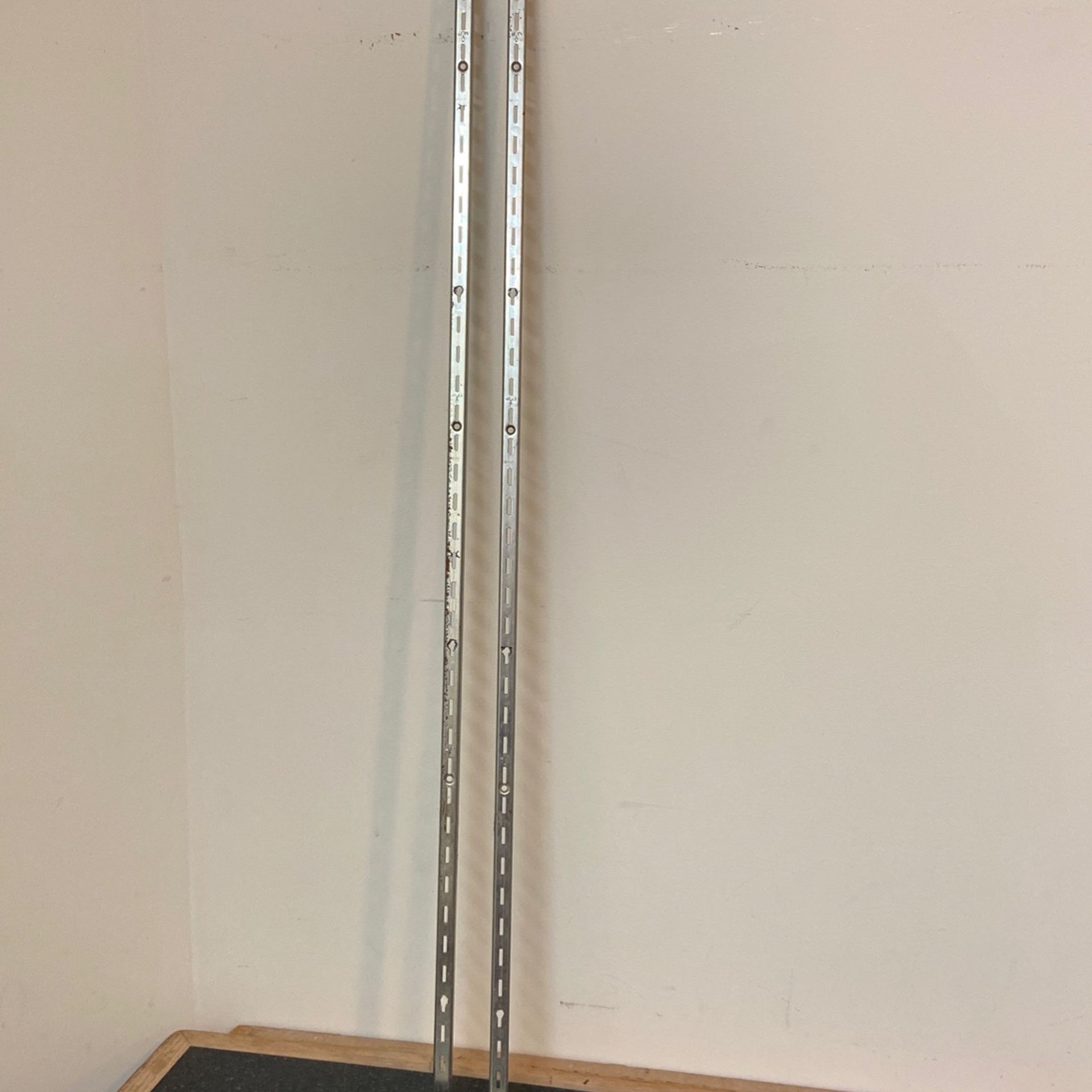 6 Metal Brackets 10” And 2 Metal Tracks 4’ Feet