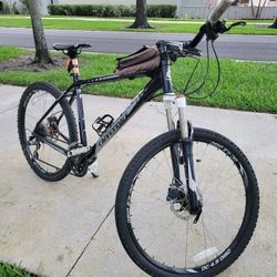 MOUNTAIN BIKE CANNONDALE TRAIL5
