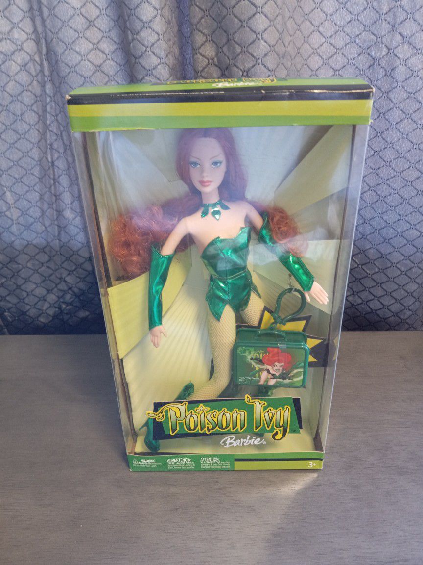 2004 Poison Ivy Barbie #H1668 
