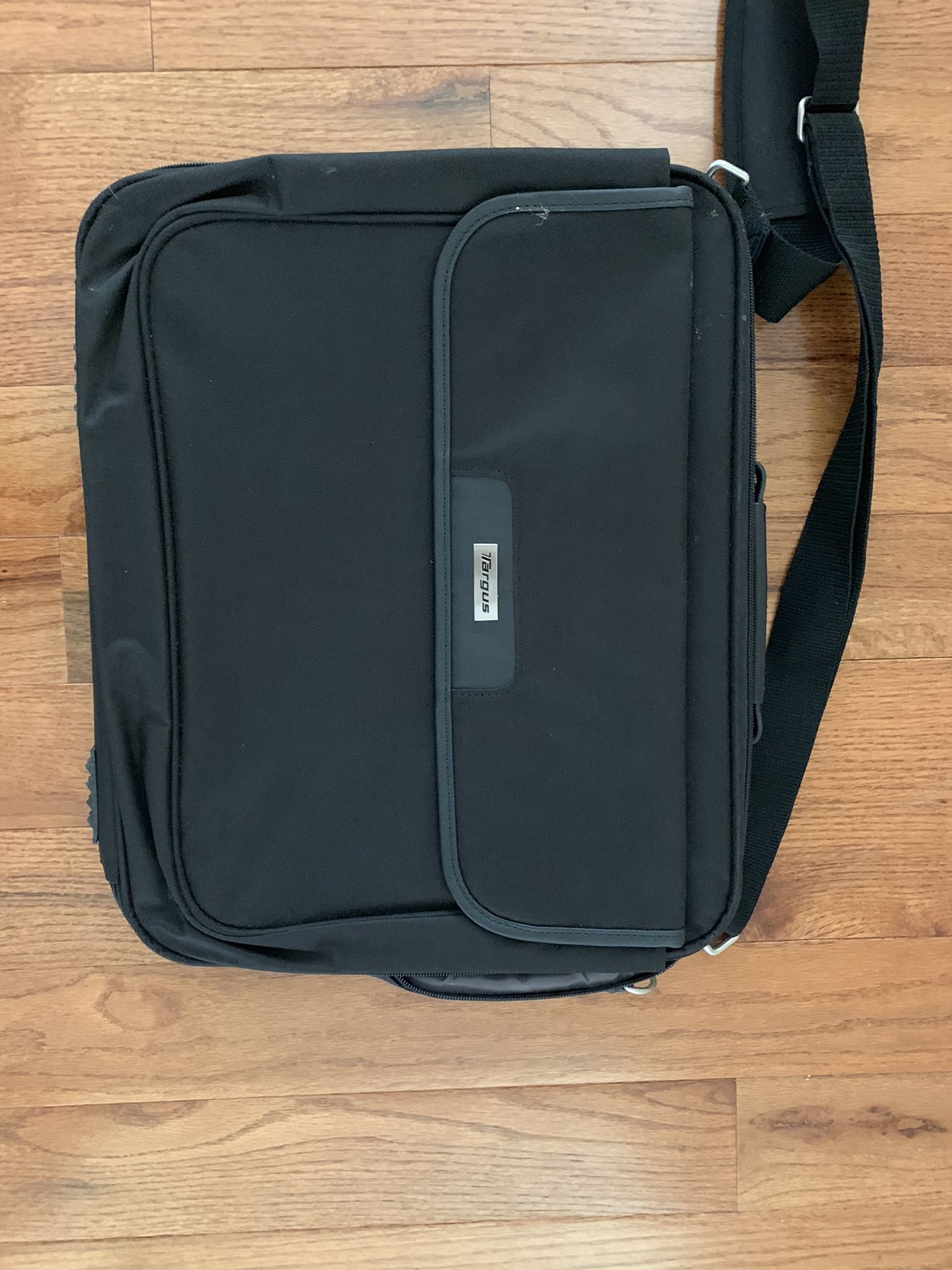 Targus Laptop Bag excellent condition