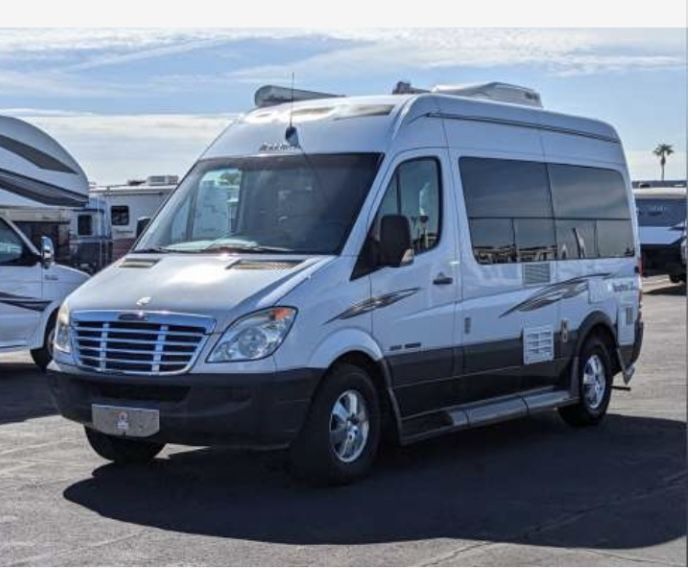 2008 Roadtrek Agile SS Sprinter Motorhome