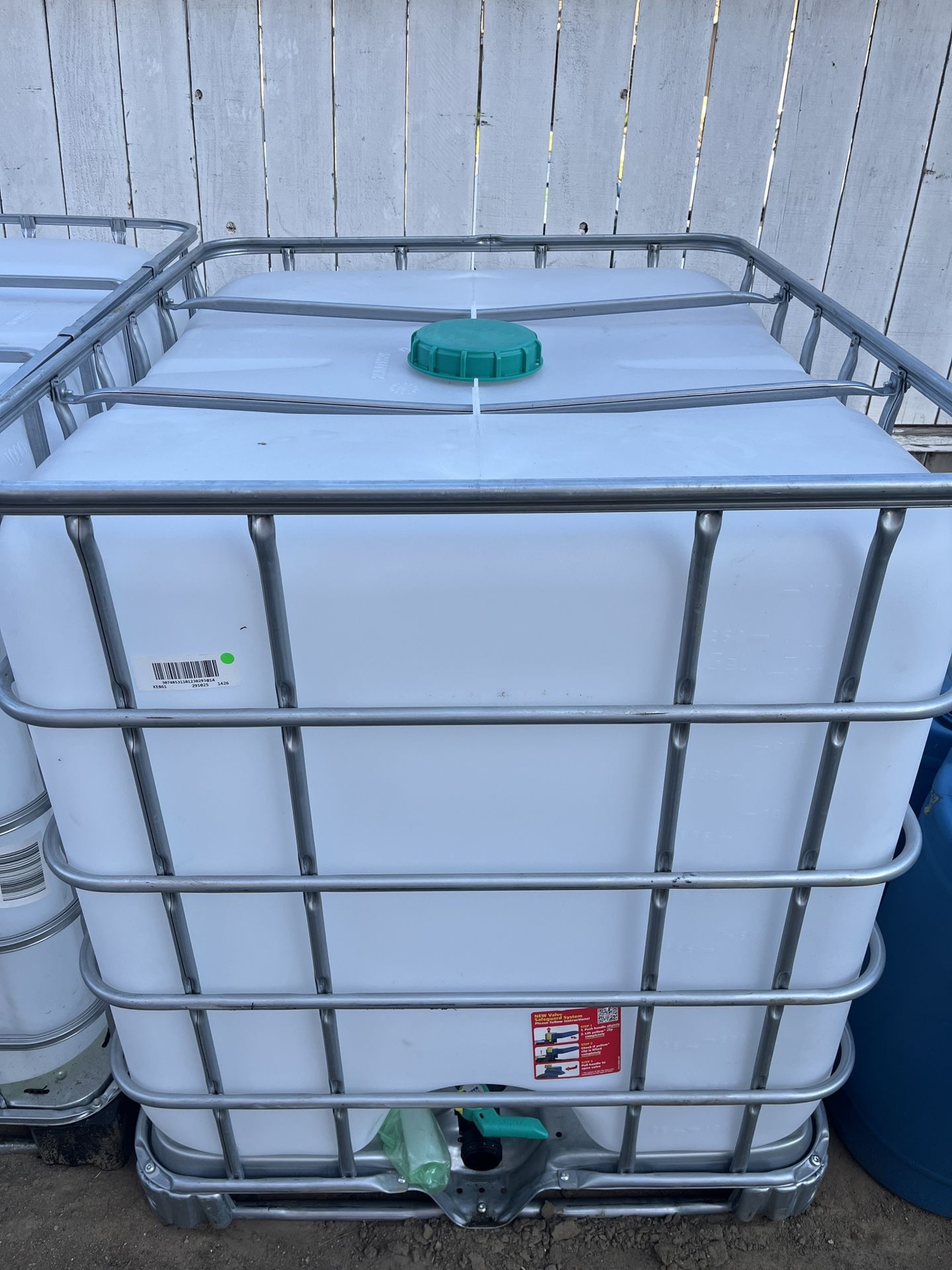 275 Gallon Tote Water Tanks $85ea