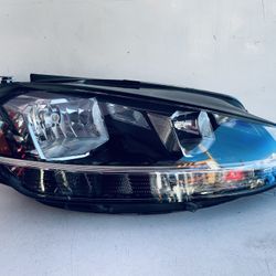 2018-2021 VOLKSWAGEN GOLF GTI RIGHT PASSENGER SIDE HEADLIGHT HALOGEN TYC TAIWAN 