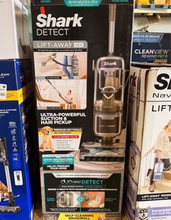 Shark Detect Lift-Away Advanced upright Vacuum Cleaner Brand New In Box