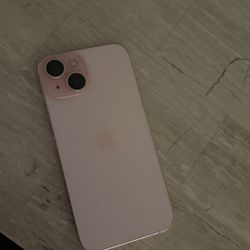 Iphone 15 baby pink 