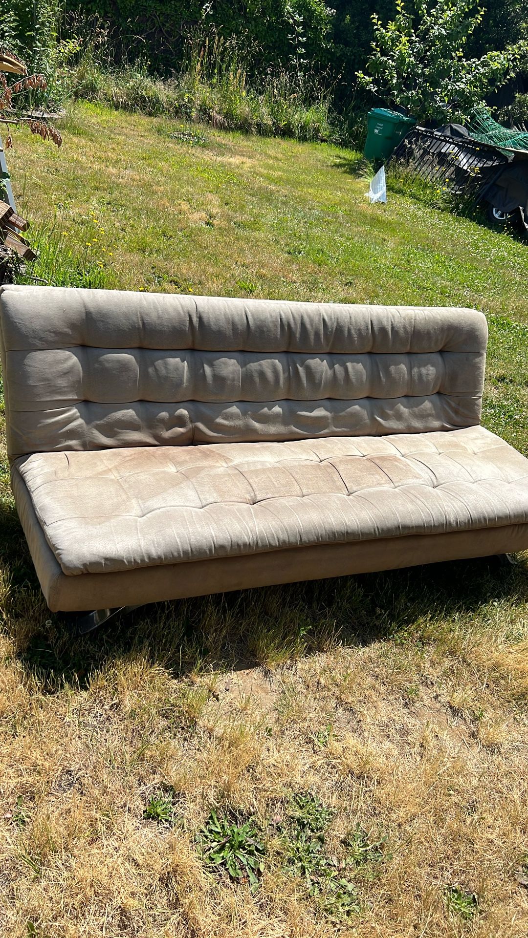Couch Reclining