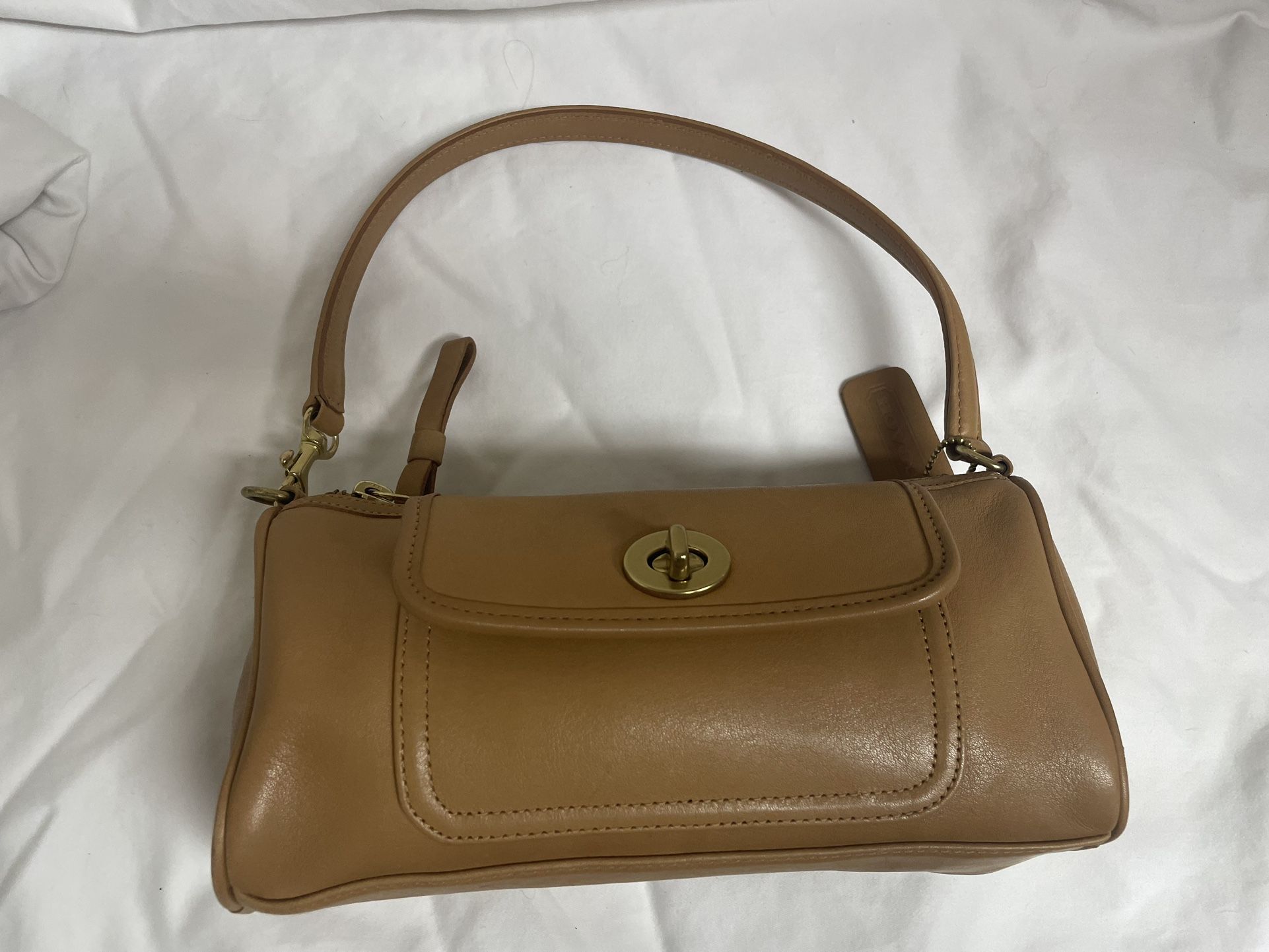 COACH Penelope Demi Leather bag # 9712 Tan