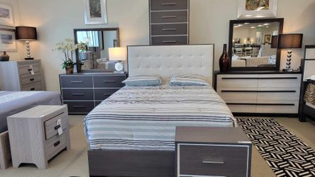 New Bedroom Set Queen/King For Sale