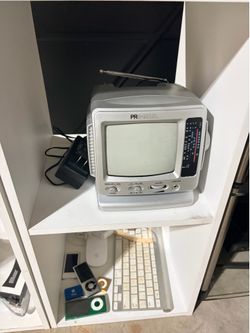Tiny portable tv with an jacks