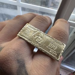 Bill 100$ Ring Two Fingers