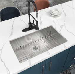 30" Undermount Single Bowl Kitchen Sink