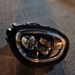 2018 Mini Cooper Countryman Right Headlight