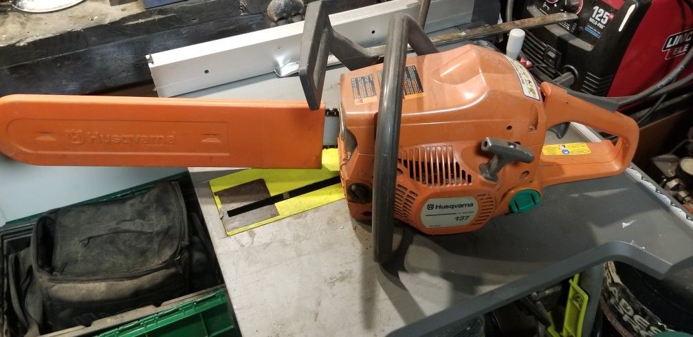 Husqvarna 137 E Series Chainsaw for Sale in Snohomish WA OfferUp