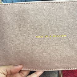 Katie loxton