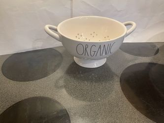 Rae Dunn Strainer