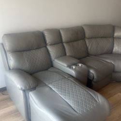 Reclining Sectional 