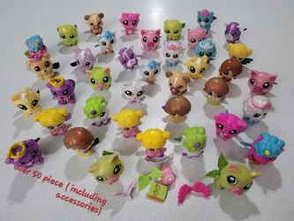 Tic Tac Toys XOXO  Friends Lot  Some Rare Glitter Blip Toys Pig