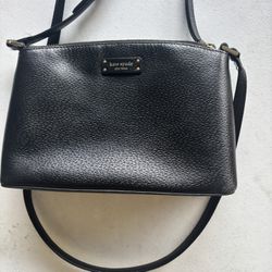 Kate Spade Black Leather Medium Crossbody Purse