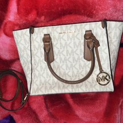 Michael Kors Medium Tote Bag 