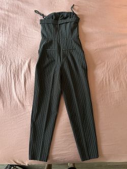 EXPRESS Ladies Jumpsuit Size 0