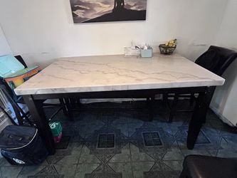 Marble dinner table set 200 obo