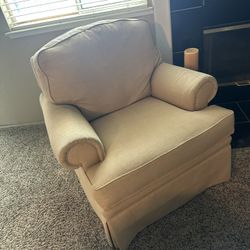Chair With Ottoman 