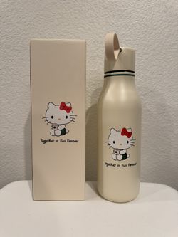 Starbucks x Hello Kitty