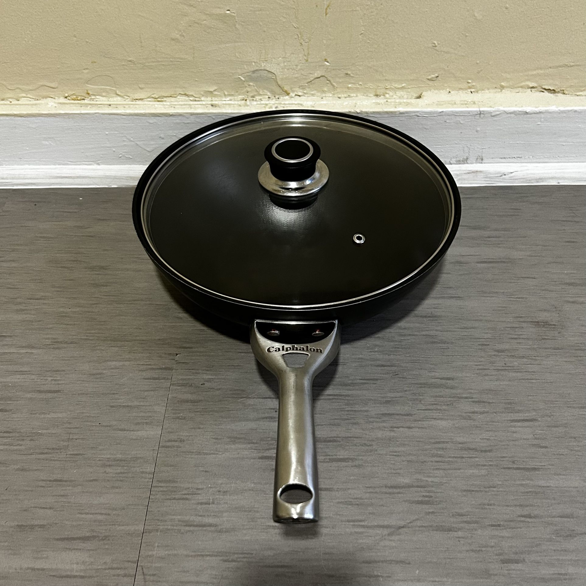 Moving Sale – Calphalon hard-anodized 10.5” Wok with Lid – Now $20 (Was $80)
