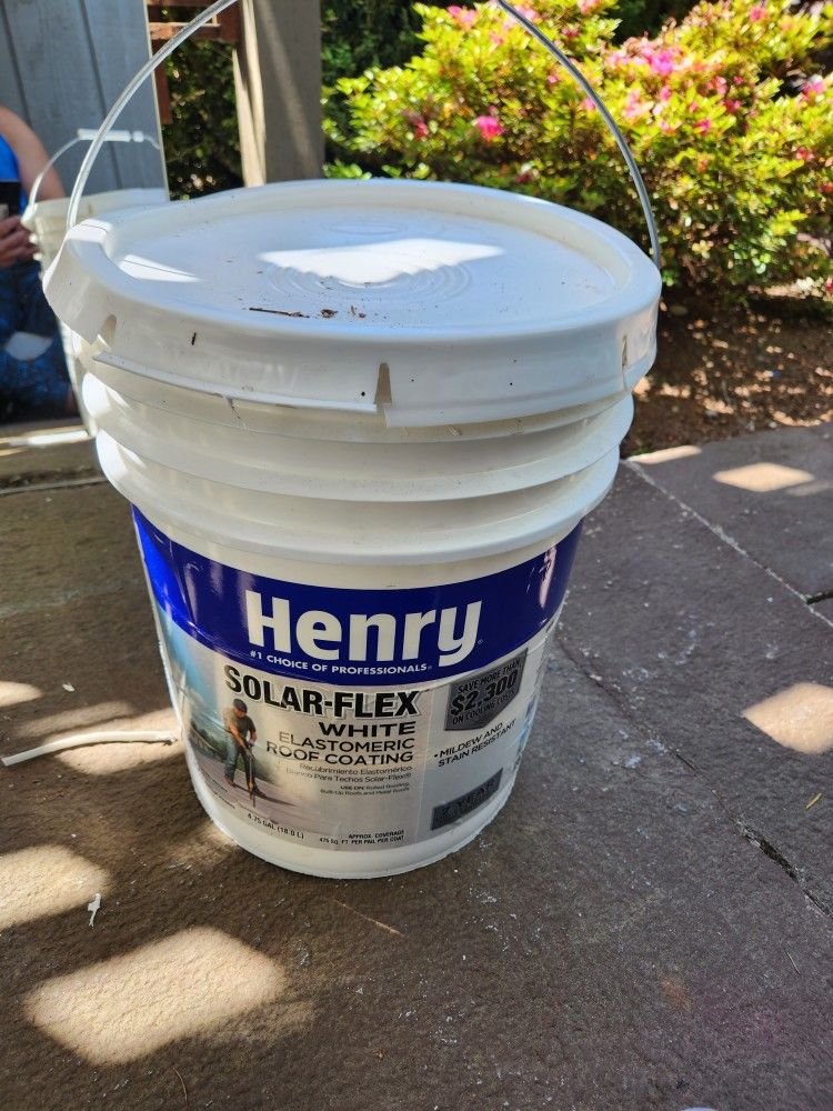 Henry Solar Flex 287 Smooth White Elastomeric Roof Coating For Sale In henry-solar-flex-287-smooth-white-elastomeric-roof-coating-for-sale-in