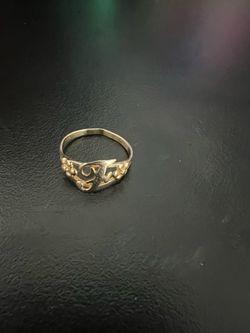 14k gold Ring size 7