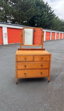 Nice Antique Oak Dresser with Swing Mirror