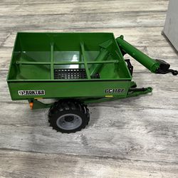 ERTL Frontier Big Farm Equipment Series 1/64 scale Grain Cart