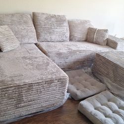 Cloud Modular Sectional Couch with 1 Ottoman