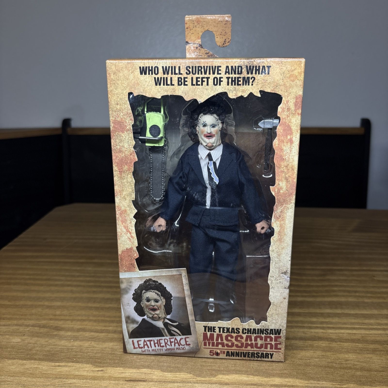 Texas Chainsaw Massacre - Leatherface (Pretty Woman Mask) 50th Anniversary Cloth