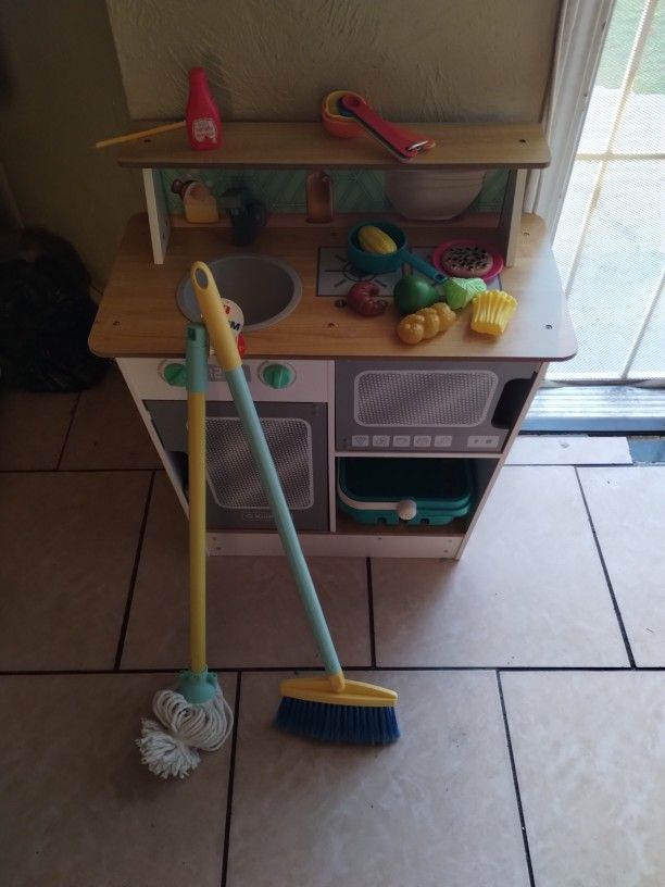 Small Kid Kraft Play Kitchen With New Broom And Mop From Target $35 Obo