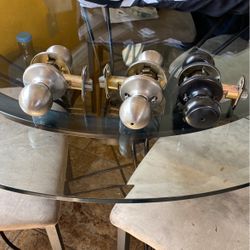 Passage and Prívate Locks Use