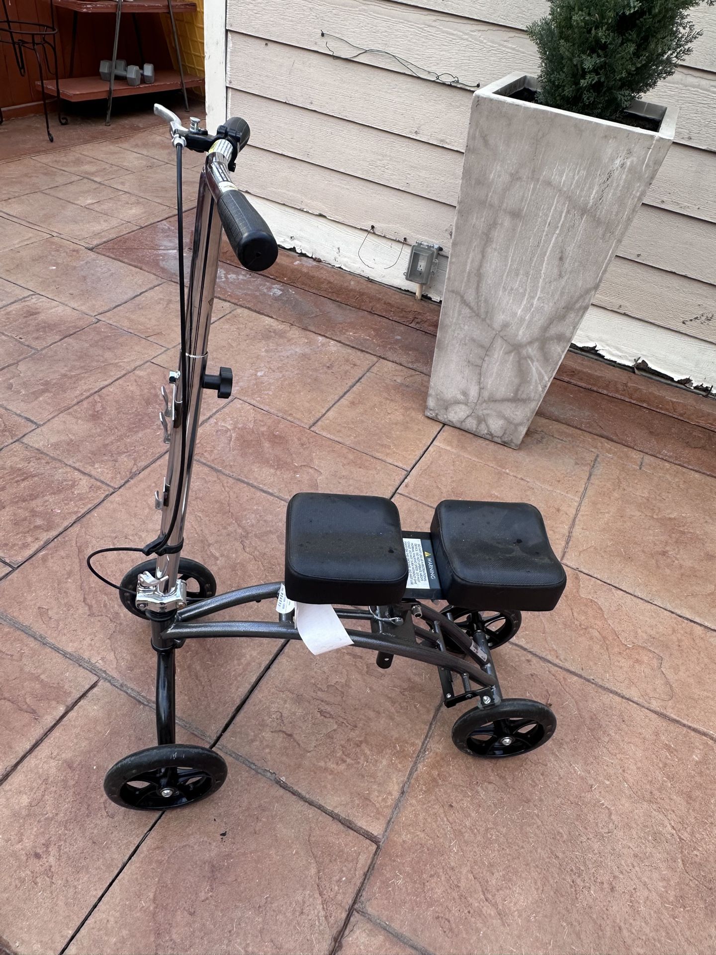 Knee Scooter