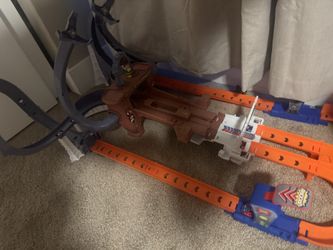 Hot Wheels Spiderman Track- Perfect Condition 