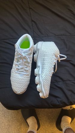 Under armor football cleats