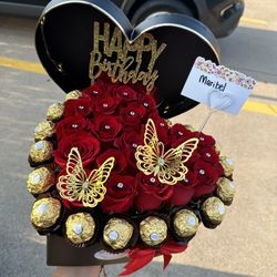 Heart Shape Flower Arrangement 