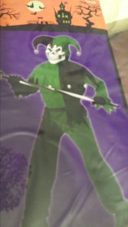 Brand new Halloween outfit size medium boy