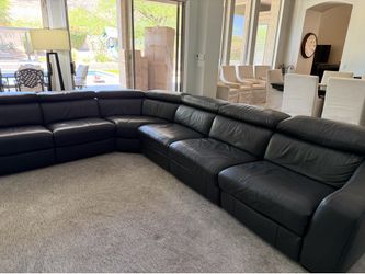 Beautiful Black Leather reclining Sectional