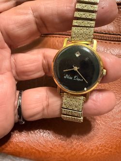 Vintage Swiss made 10 K gold, plated, mechanical ladies watch bracelet